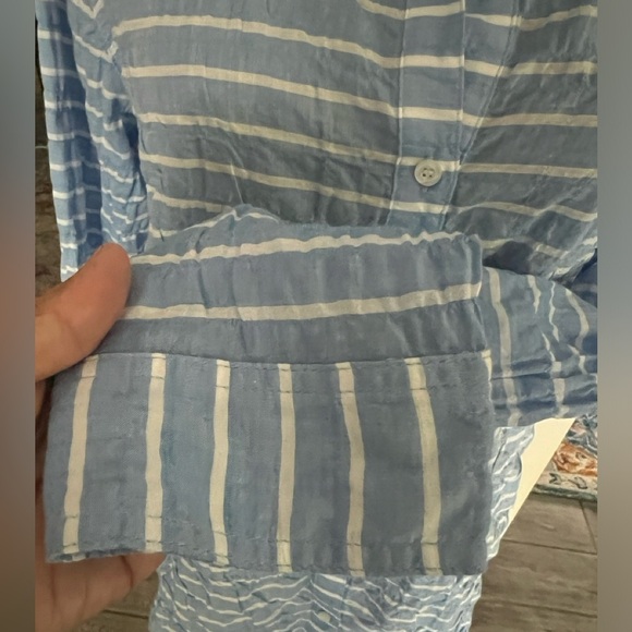 J McLaughlin size Large cotton button down top - Picture 6 of 10